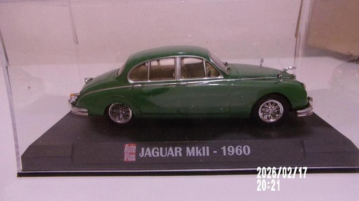 JAGUAR MKII 1960.IXO/AUTO PLUS 1/43 COMME NEUVE,VITRINE, Hobby & Loisirs créatifs, Voitures miniatures | 1:43, Comme neuf, Voiture