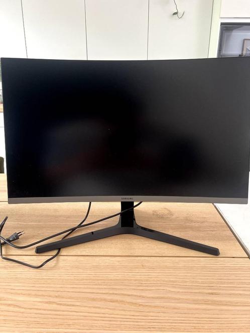 Samsung 27-inch Monitor C27R500RHP, Computers en Software, Monitoren, Zo goed als nieuw, 60 Hz of minder, HDMI, VGA, Gaming, Draaibaar