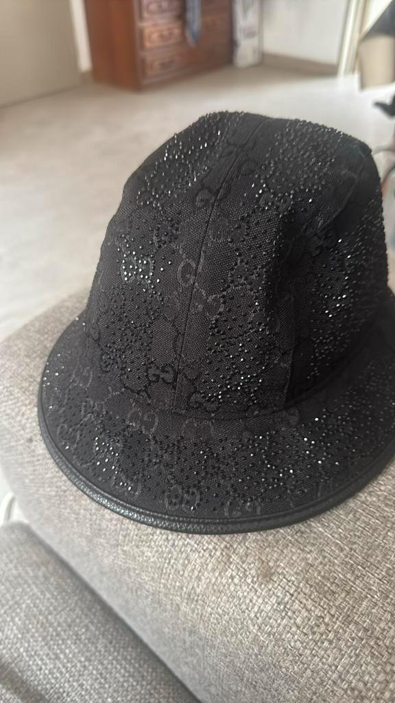 Gucci Bob zwart met echte strass+ serienummer er binnen, Handtassen en Accessoires, Overige Accessoires, Zo goed als nieuw, Ophalen