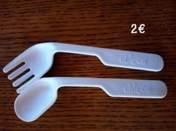 couverts pour bébé Chicco 2€ inox 8€ et 8€ TBE et ... beschikbaar voor biedingen