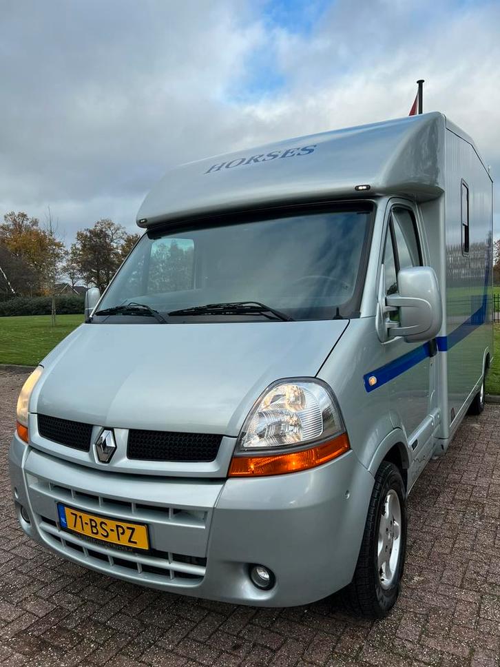 Prachtige Roelofsen Renault paardencamionette! Achterlader!, Dieren en Toebehoren, Paarden en Pony's | Trailers en Aanhangwagens