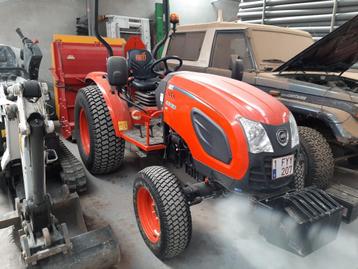 Tractor kioti, Enlèvement, Utilisé, Jusqu'à 80 ch, Jusqu'à 2500