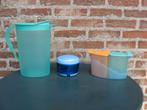 tupperware : carafe, coupe-oignons et set à lait et sucre, Enlèvement ou Envoi, Comme neuf