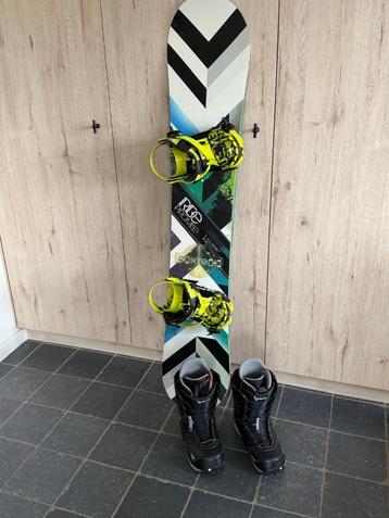Snowboard Ride 148cm + softboots Burton 41,5 beschikbaar voor biedingen