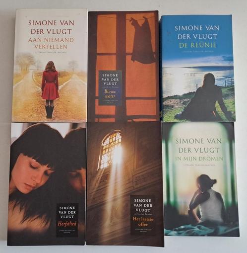 Boeken Simone van der Vlugt, Boeken, Thrillers, Gelezen, Ophalen of Verzenden