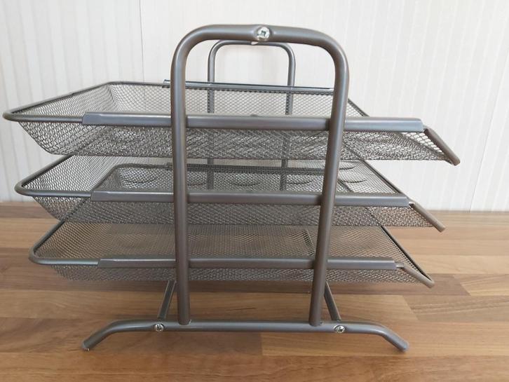 Bac à courrier métallique sur 3 niveaux, Diversen, Bureau-accessoires, Zo goed als nieuw, Ophalen