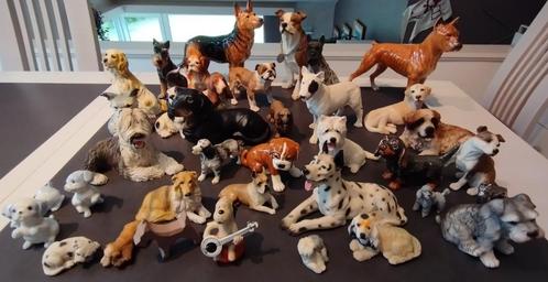 Grote collectie hondenbeeldjes, Verzamelen, Dierenverzamelingen, Zo goed als nieuw, Beeldje of Figuurtje, Hond of Kat, Ophalen of Verzenden