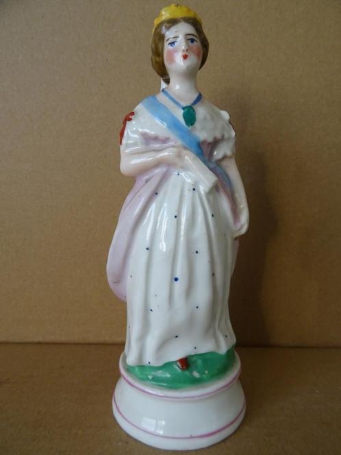 Antiek beeld porseleinen beeld vrouw dame Heilige? 17cm 1850, Verzamelen, Beelden en Beeldjes, Zo goed als nieuw, Mens, Ophalen of Verzenden
