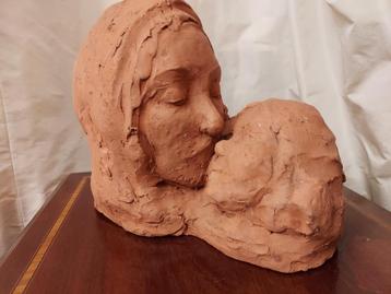 Terracota beeld "moeder en kind"