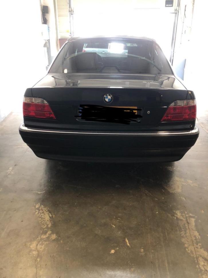 bmw 728i, Autos, BMW, Particulier, Série 7, ABS, Cruise Control, Hayon arrière électrique, Intérieur cuir, Attache-remorque, Essence