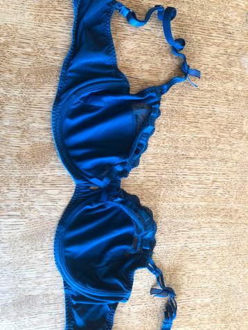 Blauwe BH met kant prima donna twist EU 75D beschikbaar voor biedingen