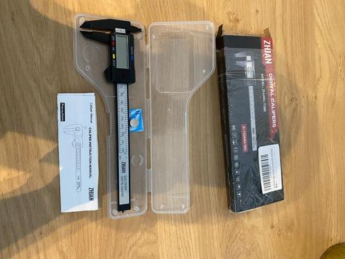 Digitale schuifmaat 0-150 mm met lcd-display, IP54-beschermi, Doe-het-zelf en Bouw, Meetapparatuur, Nieuw, Afstand, Ophalen of Verzenden