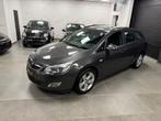 OPEL ASTRA SPORTS TOURER BENZINE 1.4 LITER TOP STAAT, Auto's, Euro 5, 139 g/km, Zwart, Bedrijf