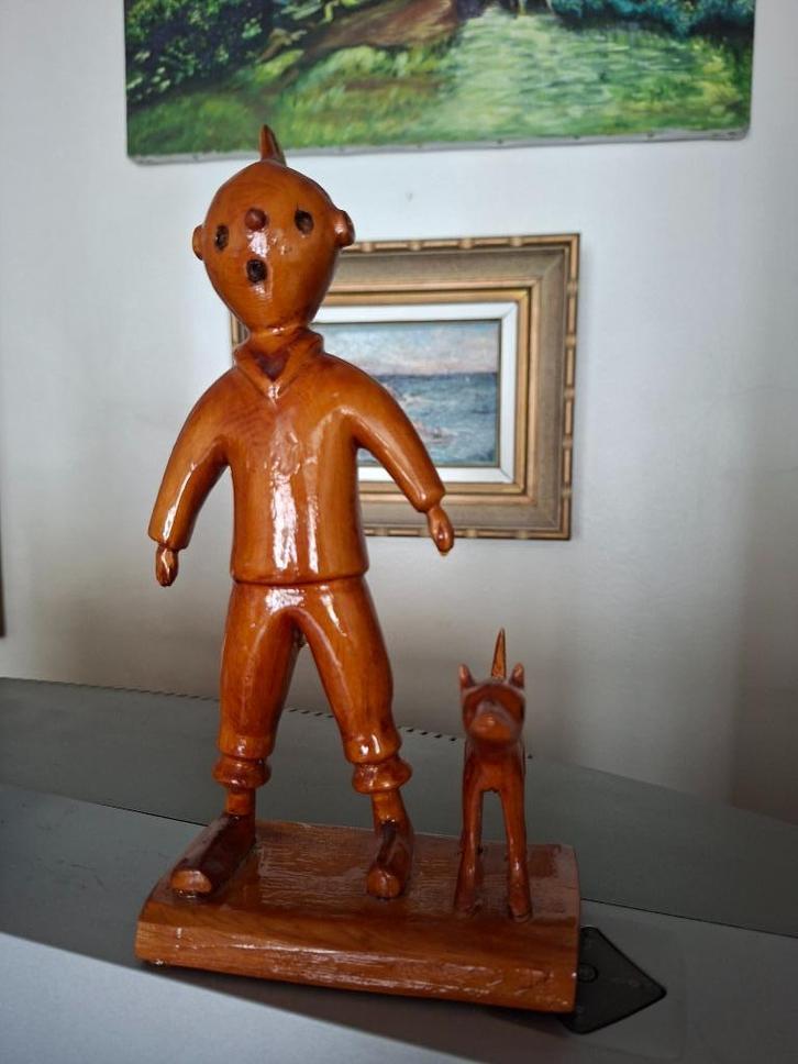 Tintin en bois verni style Africain 24cm., Antiquités & Art, Art | Art non-occidental, Enlèvement ou Envoi