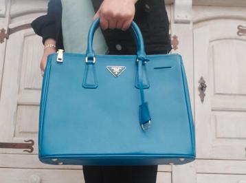 PRADA HANDTASSEN  beschikbaar voor biedingen