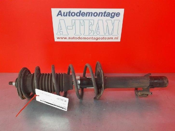 SCHOKBREKER RECHTS VOOR Peugeot 107 (01-2005/05-2014), Auto-onderdelen, Ophanging en Onderstel, Peugeot, Gebruikt
