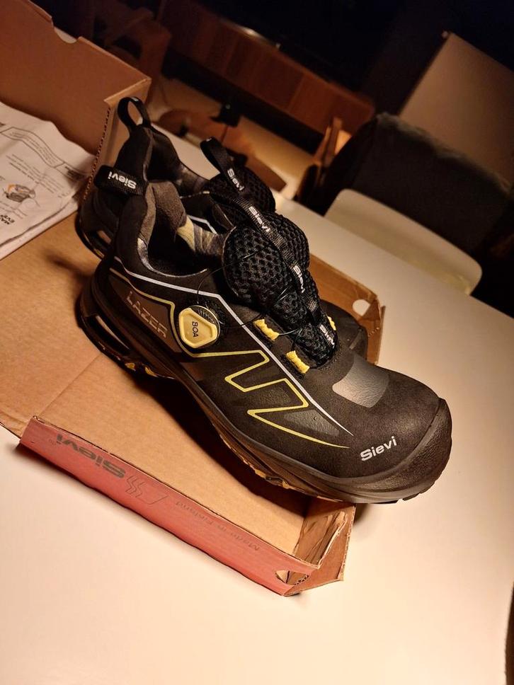 Sievi veiligheids schoenen, Kleding | Heren, Schoenen, Ophalen of Verzenden