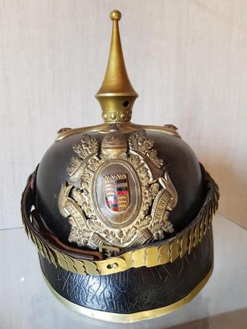pickelhaube brandweer  beschikbaar voor biedingen
