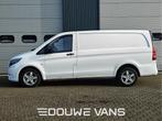 Mercedes-Benz Vito 111 L2 Trekhaak 3 Zits Lang Laadruimte ka, Auto's, Voorwielaandrijving, Stof, Gebruikt, Zwart