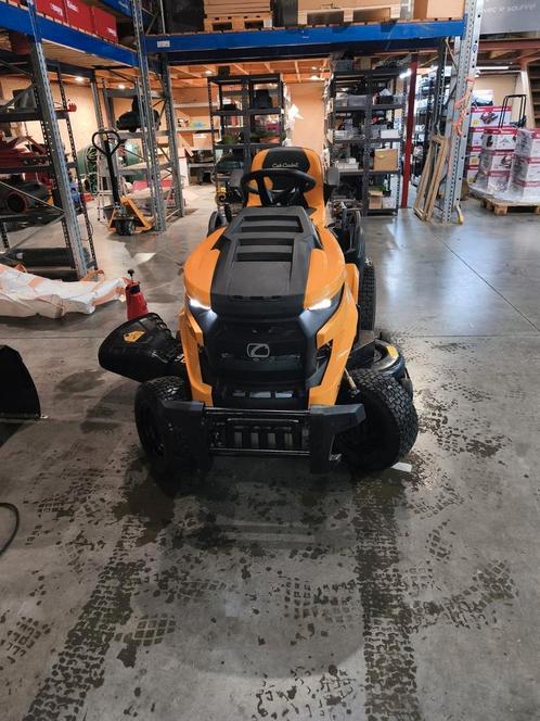 Cub Cadet XT3 QS127 KAWASAKI-maaier met dubbele cilinder en, Tuin en Terras, Zitmaaiers, Zo goed als nieuw, 120 cm of meer, Elektrische starter
