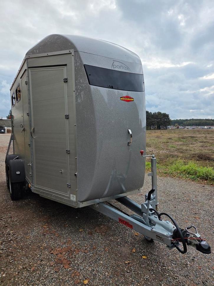 Böckmann L SR trailer – 2024 – Nieuwstaat – Full option + ga, Dieren en Toebehoren, Paarden en Pony's | Trailers en Aanhangwagens