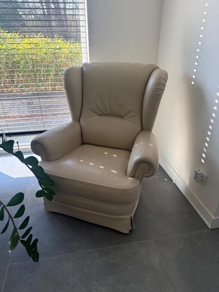 Witte leren stoel, Huis en Inrichting, Stoelen, Ophalen, Zo goed als nieuw, Wit, Leer