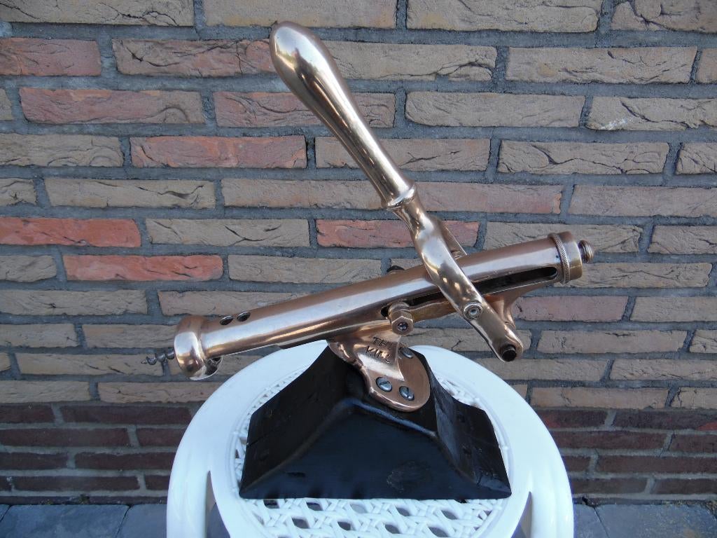 Antieke heel oude THE- KING kurkentrekker van de jaren 1900., Antiek en Kunst, Antiek | Brons en Koper, Koper, Ophalen