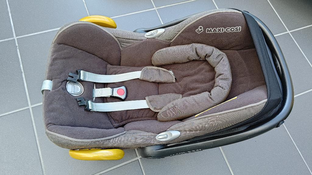 Maxi-Cosi CabrioFix – Gold Edition (incl. accessoires), Comme neuf, Enlèvement, Ceinture de sécurité ou Isofix, Maxi-Cosi