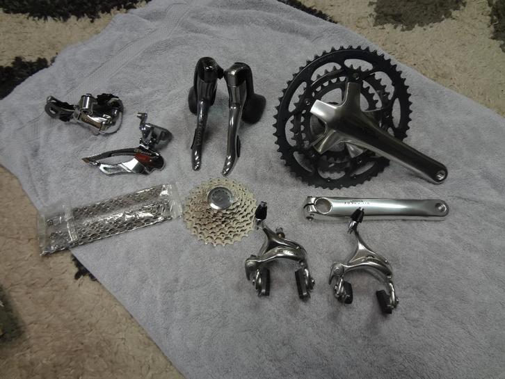 Nieuw shimano ultegra 10sp triple groep set, Sports & Fitness, Cyclisme, Neuf, Autres types, Enlèvement ou Envoi