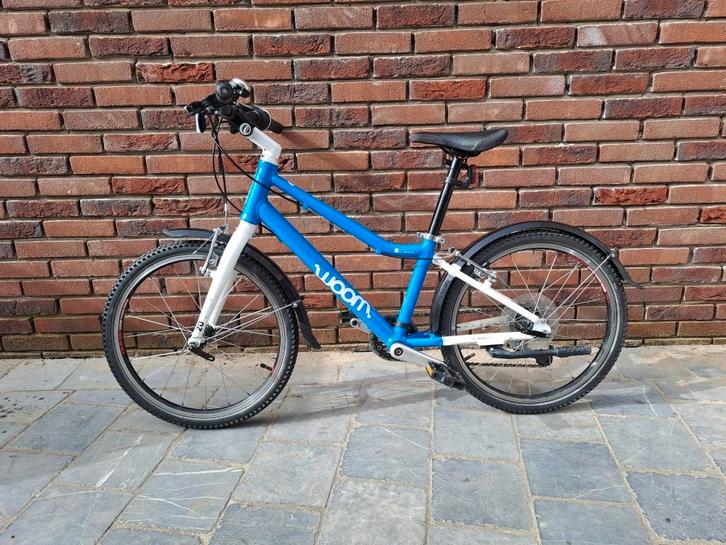 Woom 4 blauw, Fietsen en Brommers, Fietsen | Kinderfietsjes, Gebruikt, 16 tot 20 inch, Ophalen