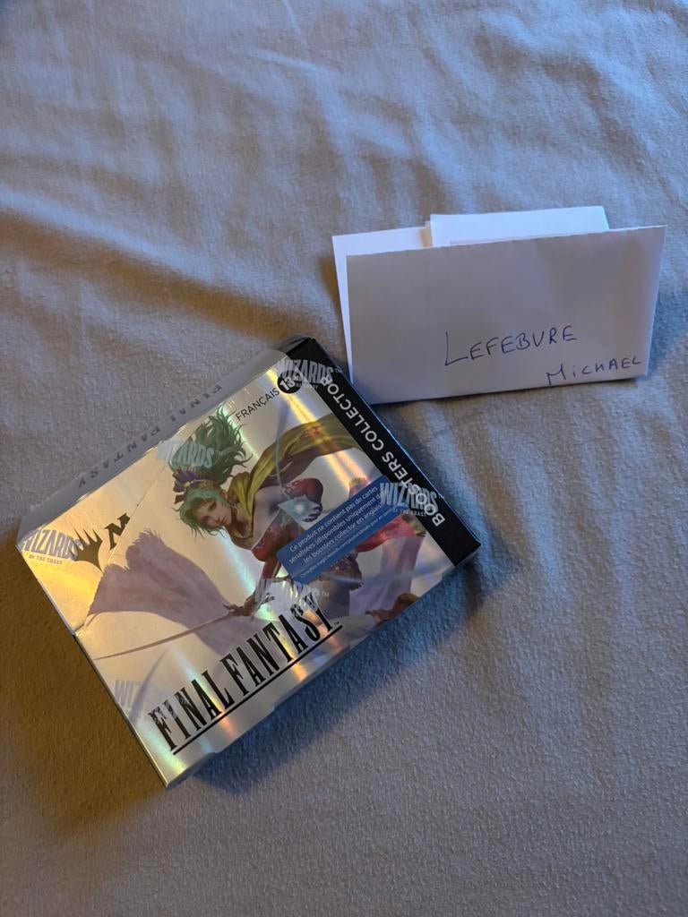 1 display collector et 1 display « normal » final fantasy, Ophalen