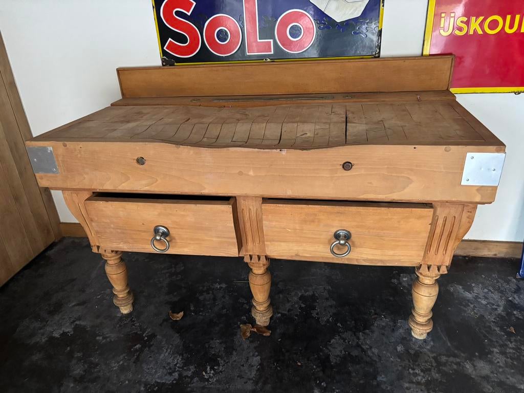 Oude hakblok, Ophalen