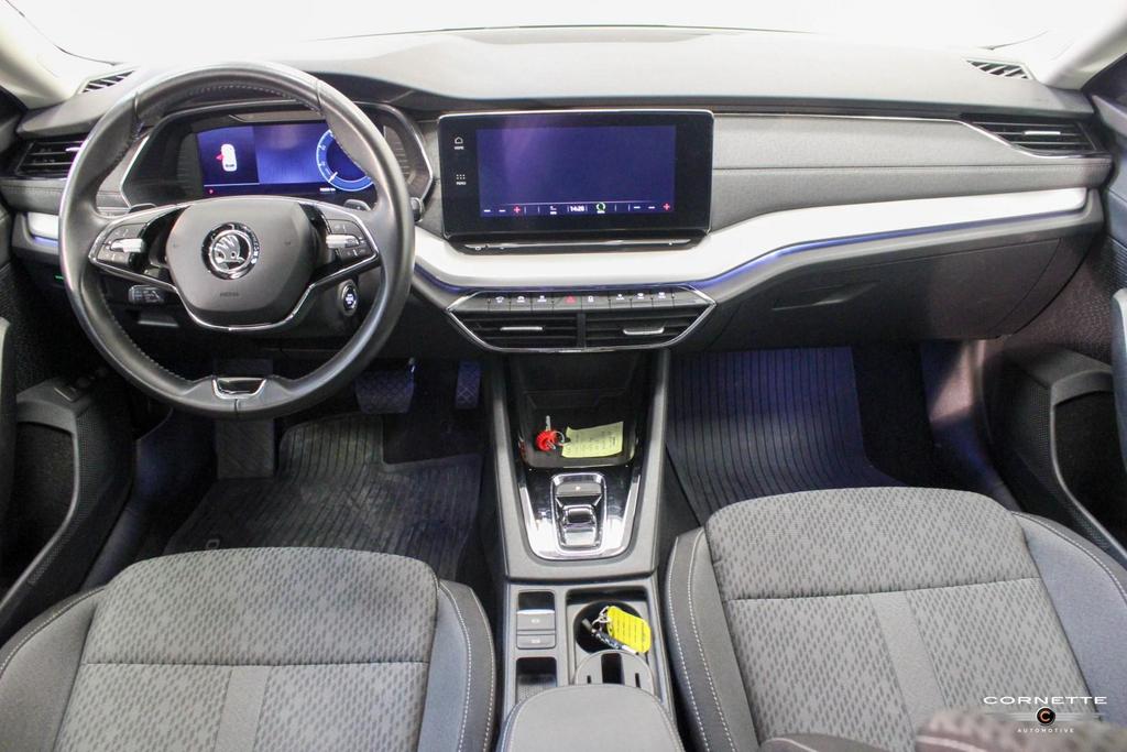 Skoda Octavia Combi 1.4 TSI PHEV 150KW DSG STYLE APPLE CARPL, Auto's, Skoda, Automaat, USB, Zwart, 31 g/km