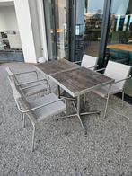 Terrasse à vendre. 10 tables (67x67) et 40 chaises confortab, Enlèvement