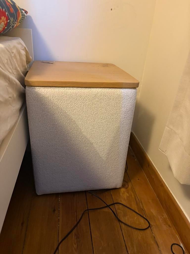 Nachtkastje, Ophalen, Zo goed als nieuw