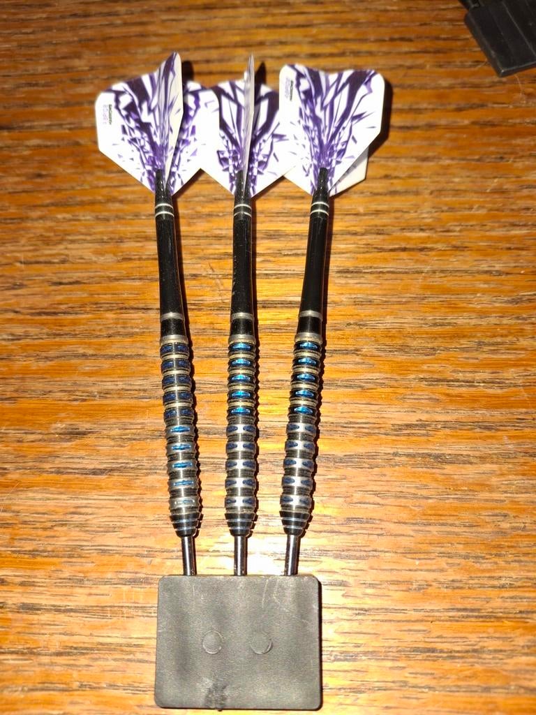 Darts pijlen 22gr, Sport en Fitness, Ophalen, Pijlen