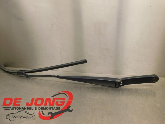 Ruitenwisserarm voor van een Skoda Superb, Gebruikt, -, -, Ophalen of Verzenden
