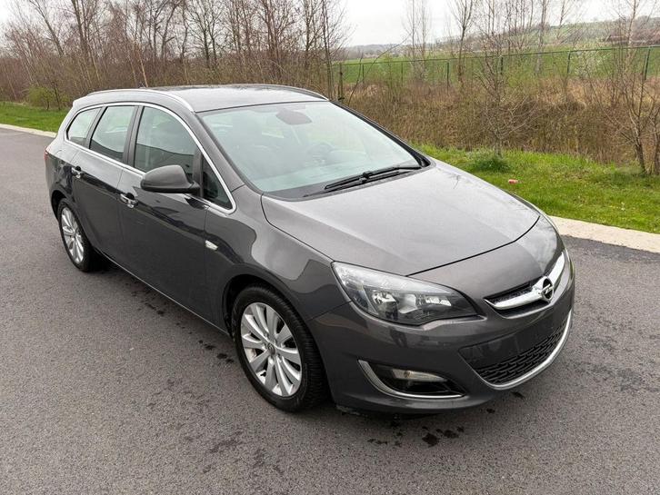 Opel Astra Sports Tourer, Autos, Opel, Particulier, Astra, ABS, Airbags, Air conditionné, Android Auto, Bluetooth, Feux de virage