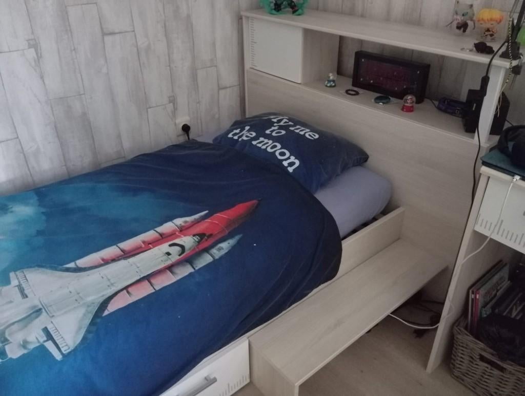 Chambre enfant, ado, Kot étudiant.. Chambre, 320€ !, Maison & Meubles, Chambre à coucher | Chambres à coucher complètes, Enlèvement