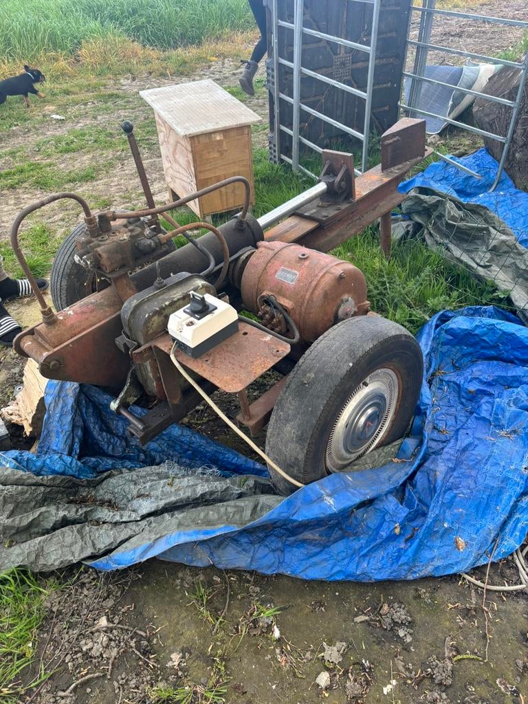 Hout kliever, Ophalen, Zo goed als nieuw