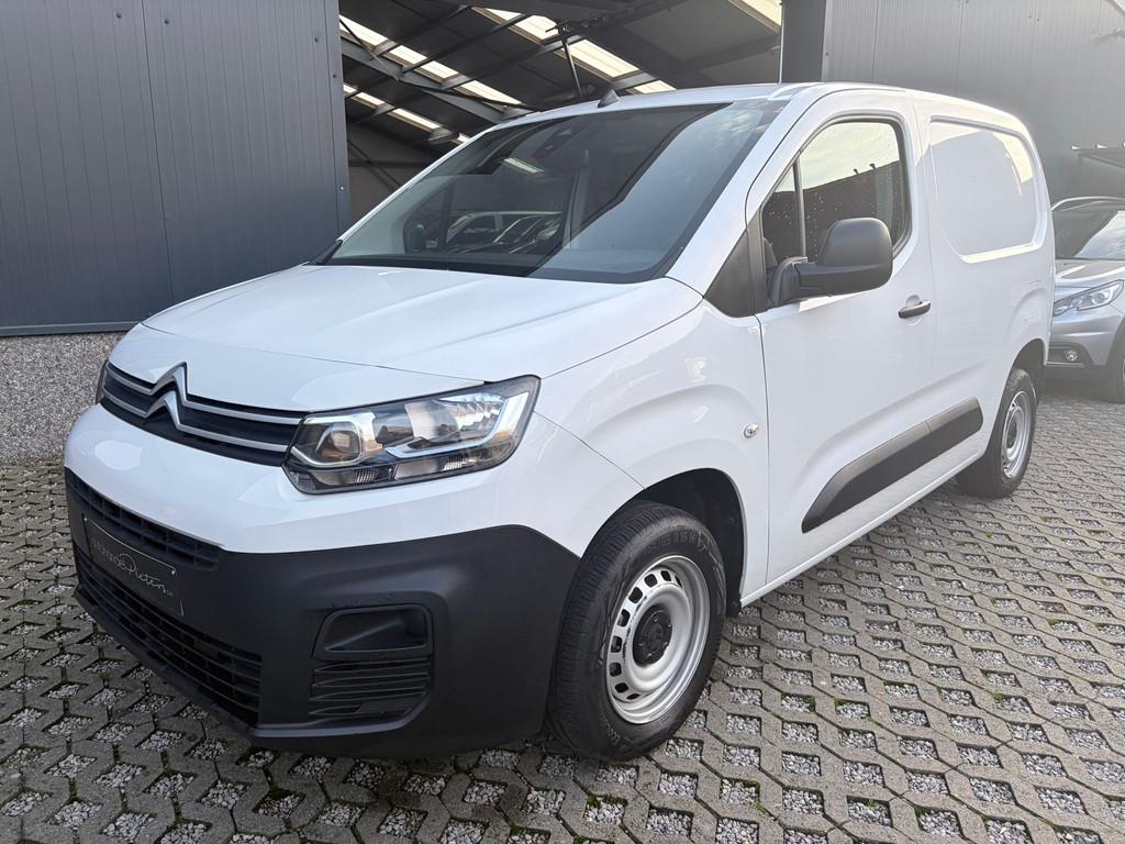 Citroën Berlingo Bestelwagen - Benzine - Slechts 8000 km !, Auto's, Citroën, Voorwielaandrijving, Stof, Gebruikt, Wit