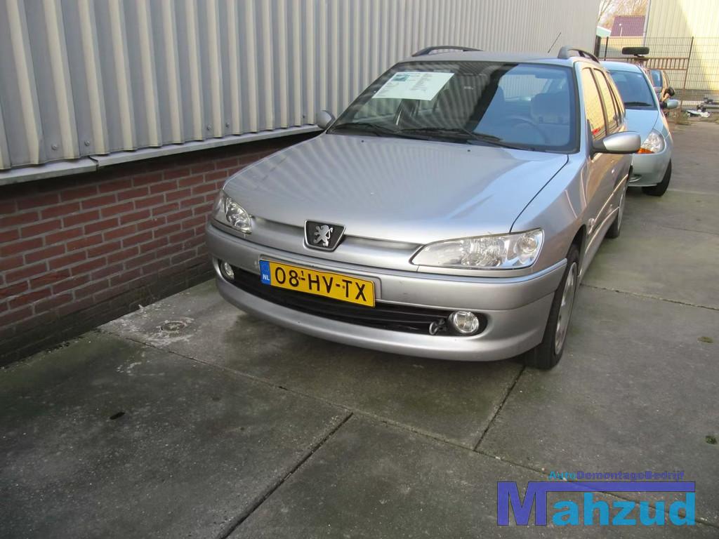 PEUGEOT 306 BREAK 1.6 Versnellingsbak 5 bak handbak, Taurusavenue 1
2132 LS  Hoofddorp, NL, Contact.group@renault.com, Stellantis N.V.