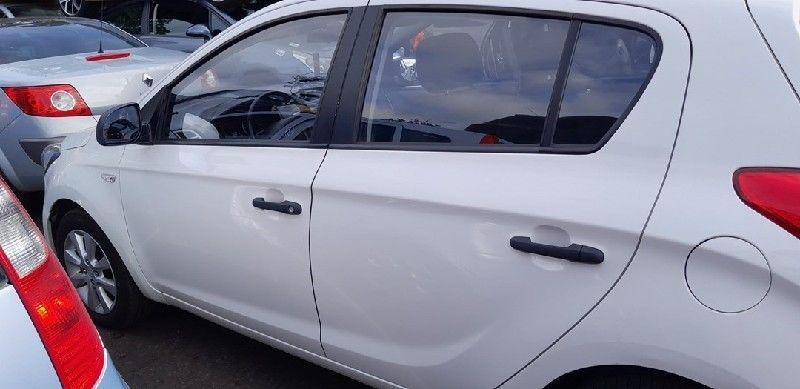 PORTIERSTANGEN LINKS ACHTER Hyundai i20 (01-2008/12-2015), Gebruikt, Hyundai