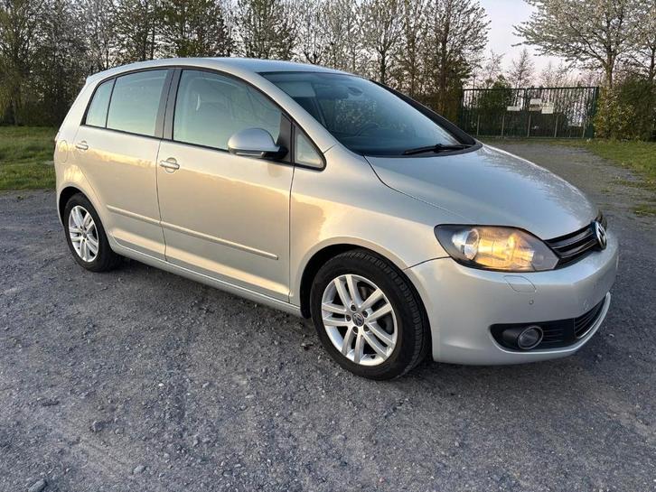 Volkswagen Golf Plus 2010 essence, Autos, Volkswagen, Particulier, Golf Plus, ABS, Airbags, Air conditionné, Ordinateur de bord