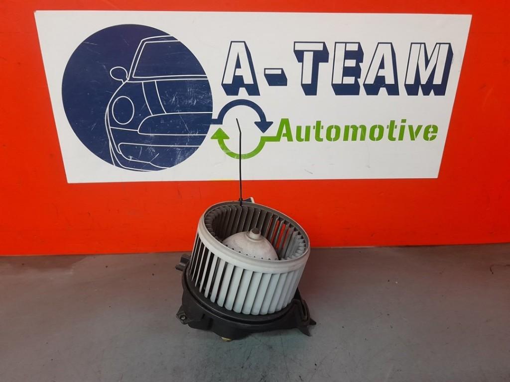 KACHEL VENTILATORMOTOR Fiat Grande Punto (199) (164230100), Gebruikt, Fiat