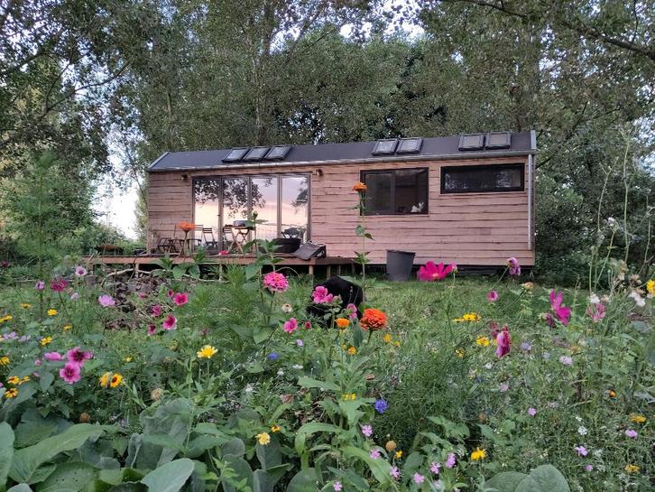 Gezellige Tiny House te koop (10,5m), Caravans en Kamperen, Stacaravans, tot en met 2, Ophalen