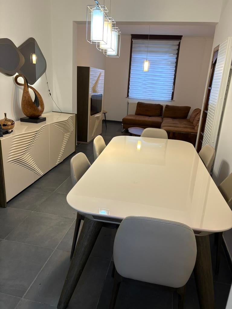 Table de salle a manger et 6chaises, 150 à 200 cm, Comme neuf, Avec abattant(s), Enlèvement