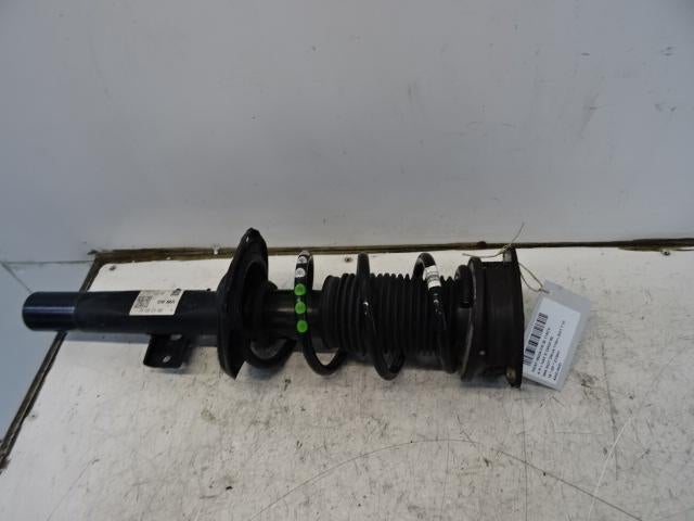 SCHOKBREKER RECHTS VOOR Seat Ibiza V (KJB) (01-2017/-), Gebruikt, Seat