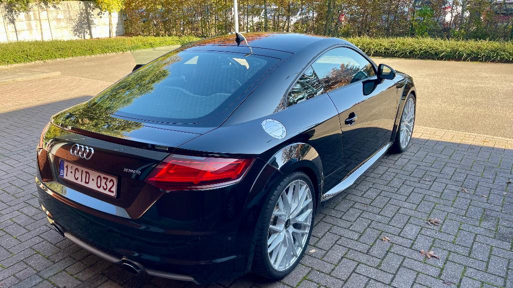 Zeer mooie TT Full Option!! 2x S Line 230 PK Quattro 20 inch, Auto's, Audi, Automaat, Euro 6, Zwart, Leder
