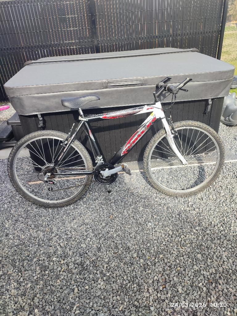 Vélo marque marlin 26 pouces dérailleur Shimano, Vélos & Vélomoteurs, Enlèvement